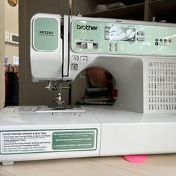 Brother XR 3240 Computerized Sewing Machine 