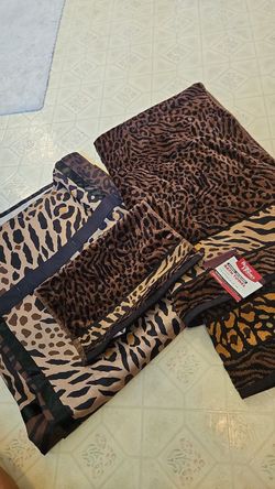 Sheets N Pillow Cases , Towel Set Shower Curtain