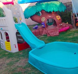 step2 big splash center pool