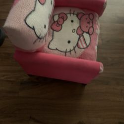  Hello Kitty  Chair