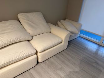 4-Piece Cream Modular Sectional Sofa – Modern Style