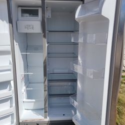 Refrigerator For Sale 