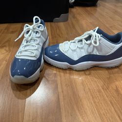 Air Jordan Low 11 UNC Blue 