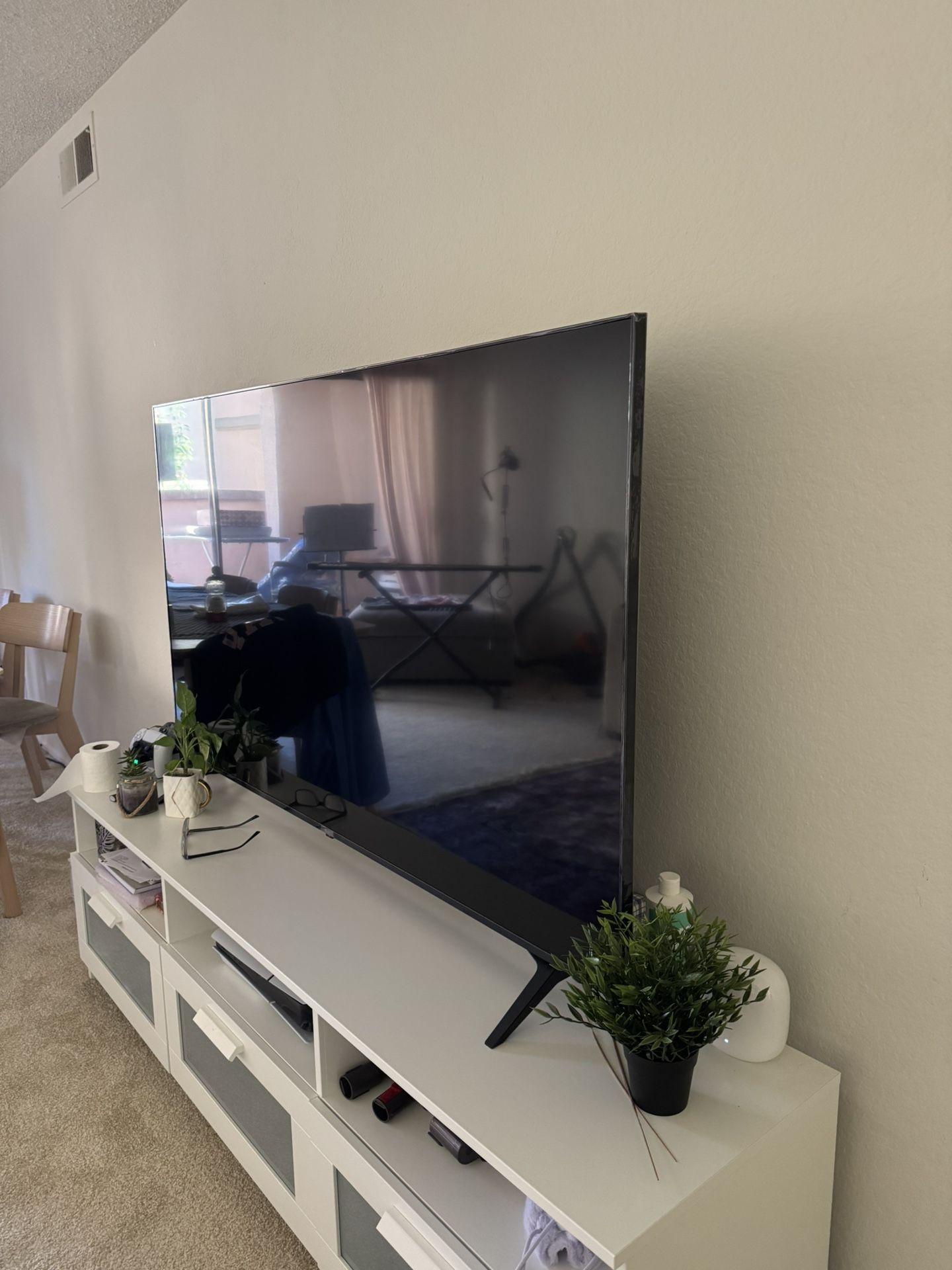 65 Inch LG Tv 8000