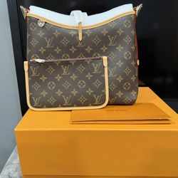 Loui Vuitton CarryAll PM
