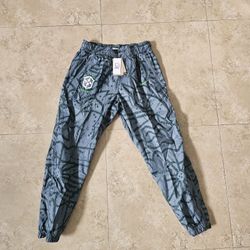 Nike Brazil Shell Track Pants Dark Green Abstract SAMPLE FJ7991-387 Size Large