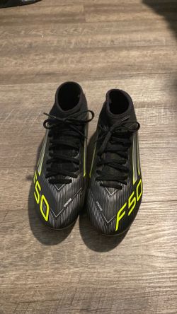 Soccer cleats