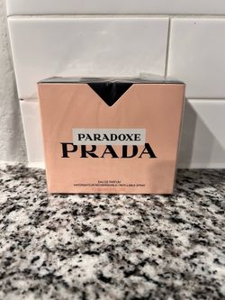 Prada Paradoxe