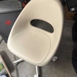 Roller Chair