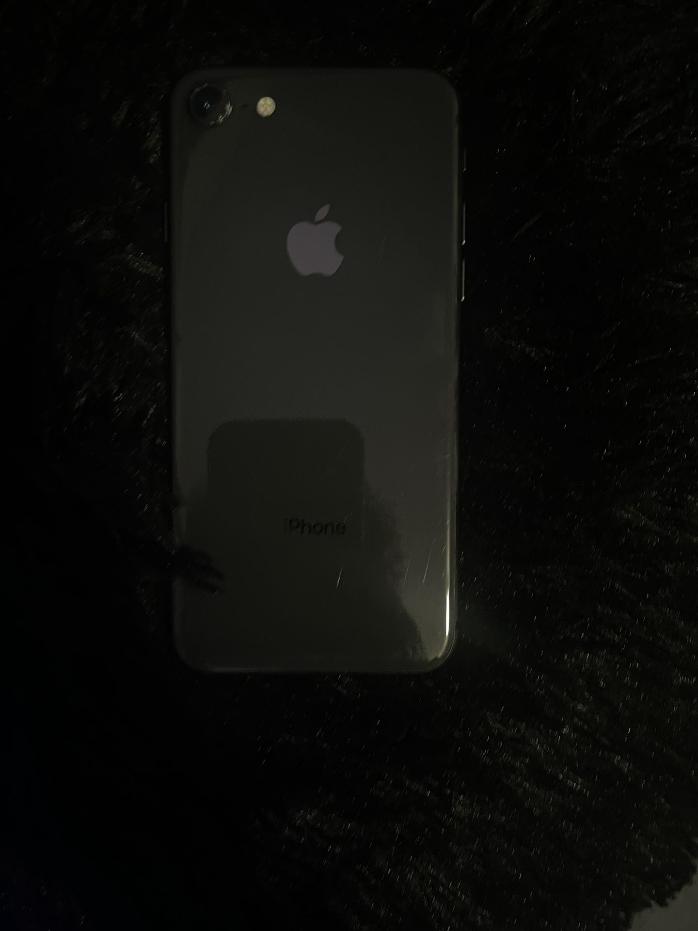 iPhone 8 
