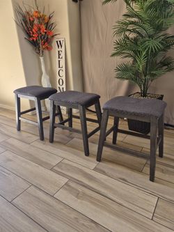 3 Pieces Good Condition 