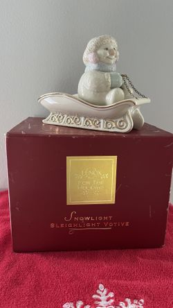 LENOX For The Holidays Snowlight Sleighlight Votive Candle Holder / Christmas