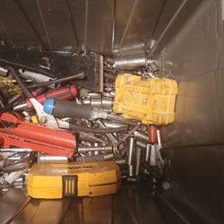 Hand Screw Drivers And Sockets And Extensions