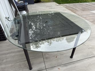 60” Round Glass Table Top