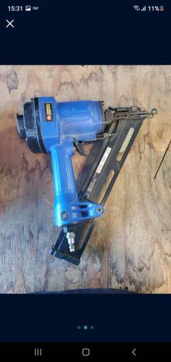 Campbell Hausfeld 15 Gauge Angle Finish Nailer & 5 Box Nails