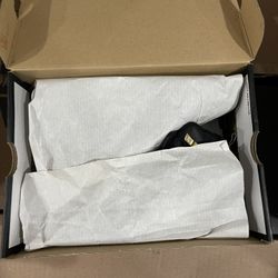 JORDAN “12”RETRO