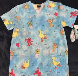 Sesame Street Scrub Top Size M