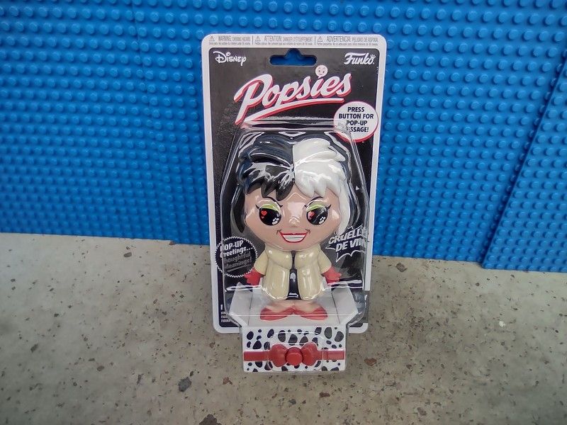Disney Cruella De Vil 101 Dalmatians Funko Popsies Pop-Up Greetings Mothers Day