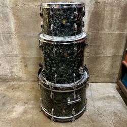Vintage Ludwig Drum Set