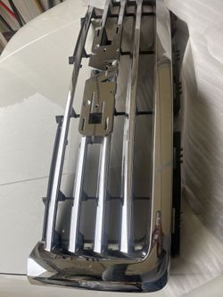 2008-2013 GMC Sierra 1500 grill