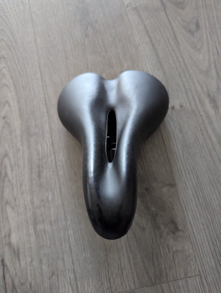 Pre-owned Bike Seat
