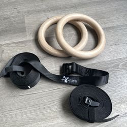 GYM RINGS WITH STRAPS