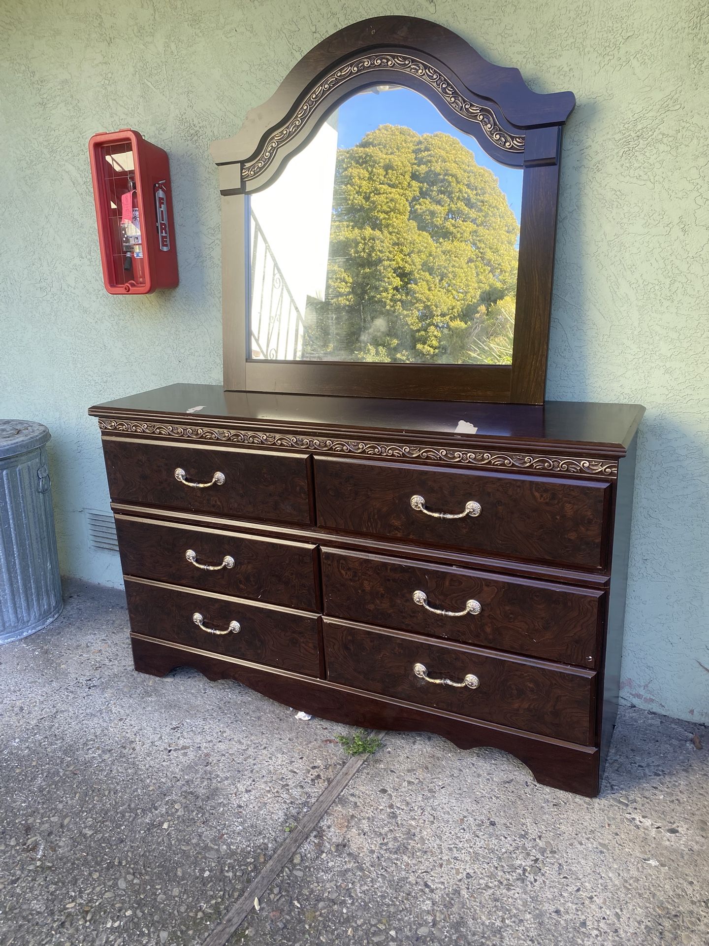 Bedroom set with dresser