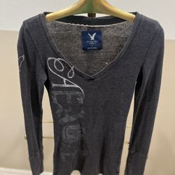 Vintage Y2K American Eagle Gray Waffle Knit Thermal V-Neck Graphic Long Sleeve