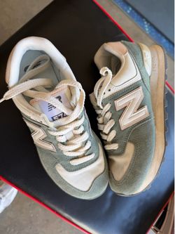 Women’s new balance size 61/2