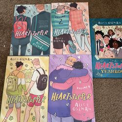 Heart Stopper Books 1-4 and yearbook