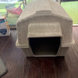 Dog House 