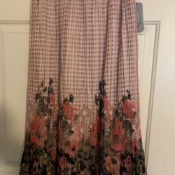 NWT Pink Floral Skirt Size Small