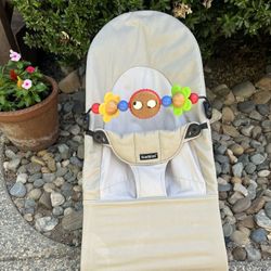 Baby Bjorn Bouncer with toy