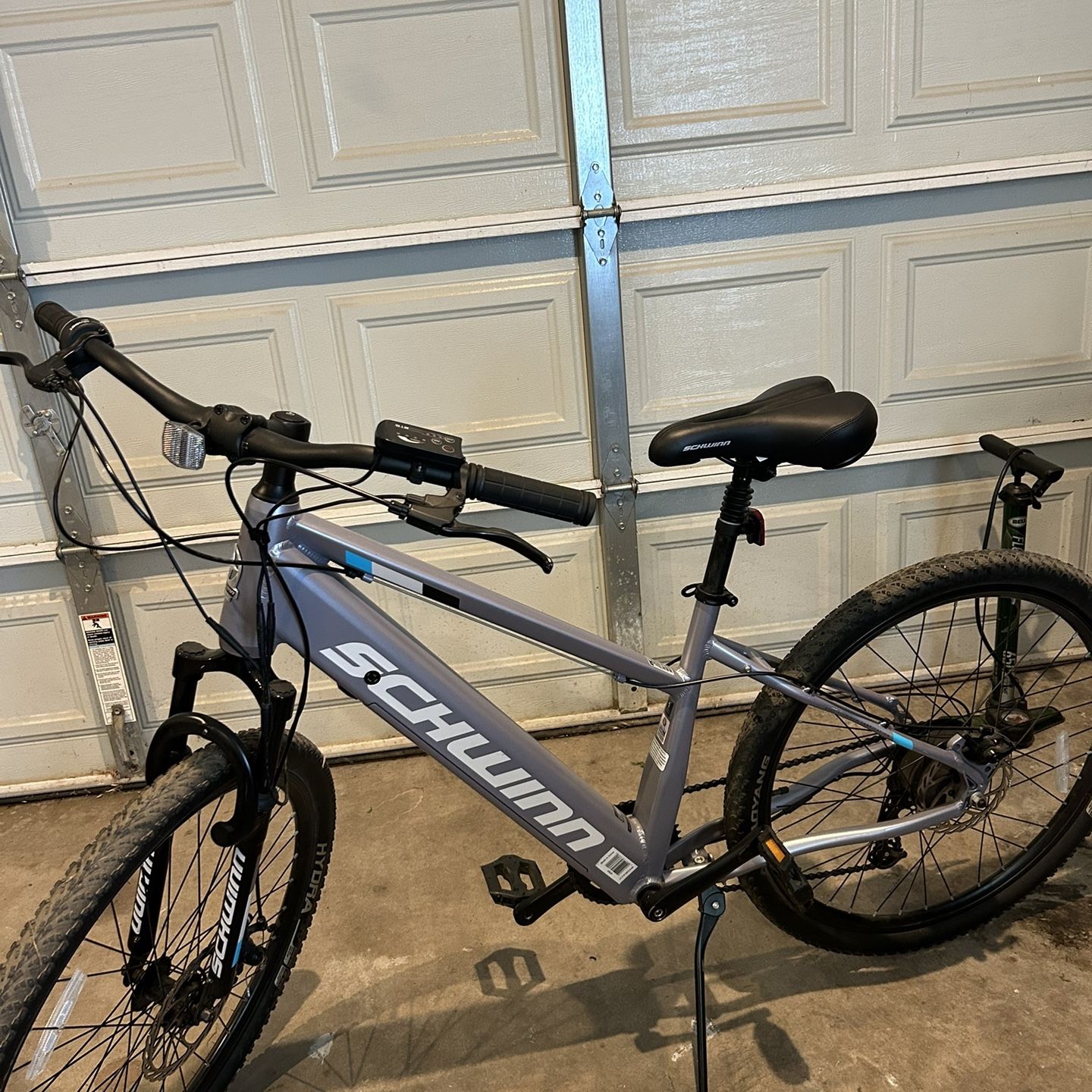 Schwinn electric bike