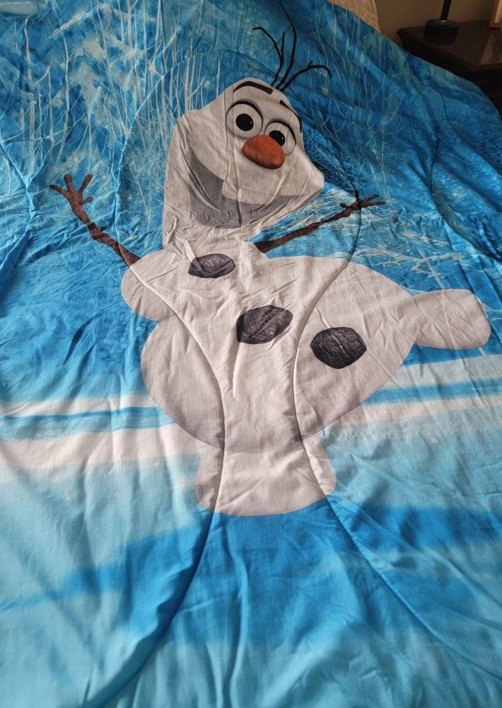 Twin Disney Comforter Set