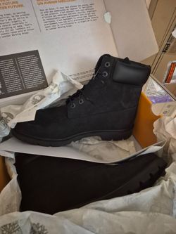 New black Timbaland boots