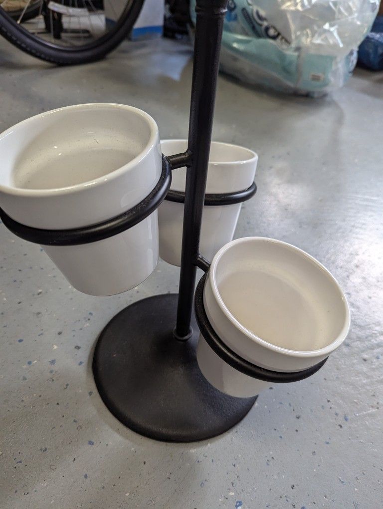 Plantar/Organizer Stand