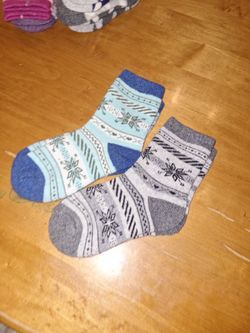 2 New Pair Children's Soft Wool Socks $4