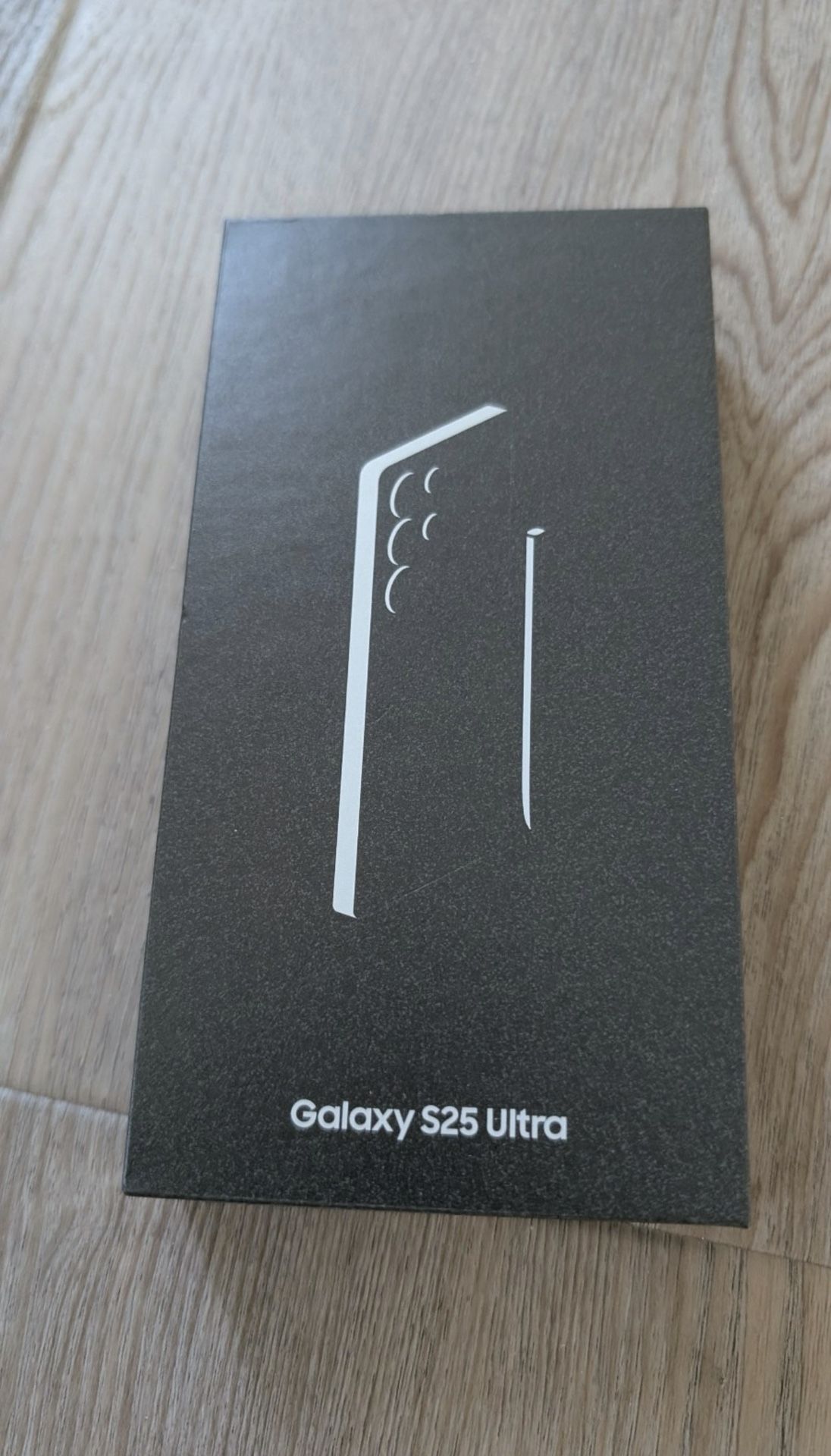 Samsung Galaxy S25 Ultra 512GB SEALED