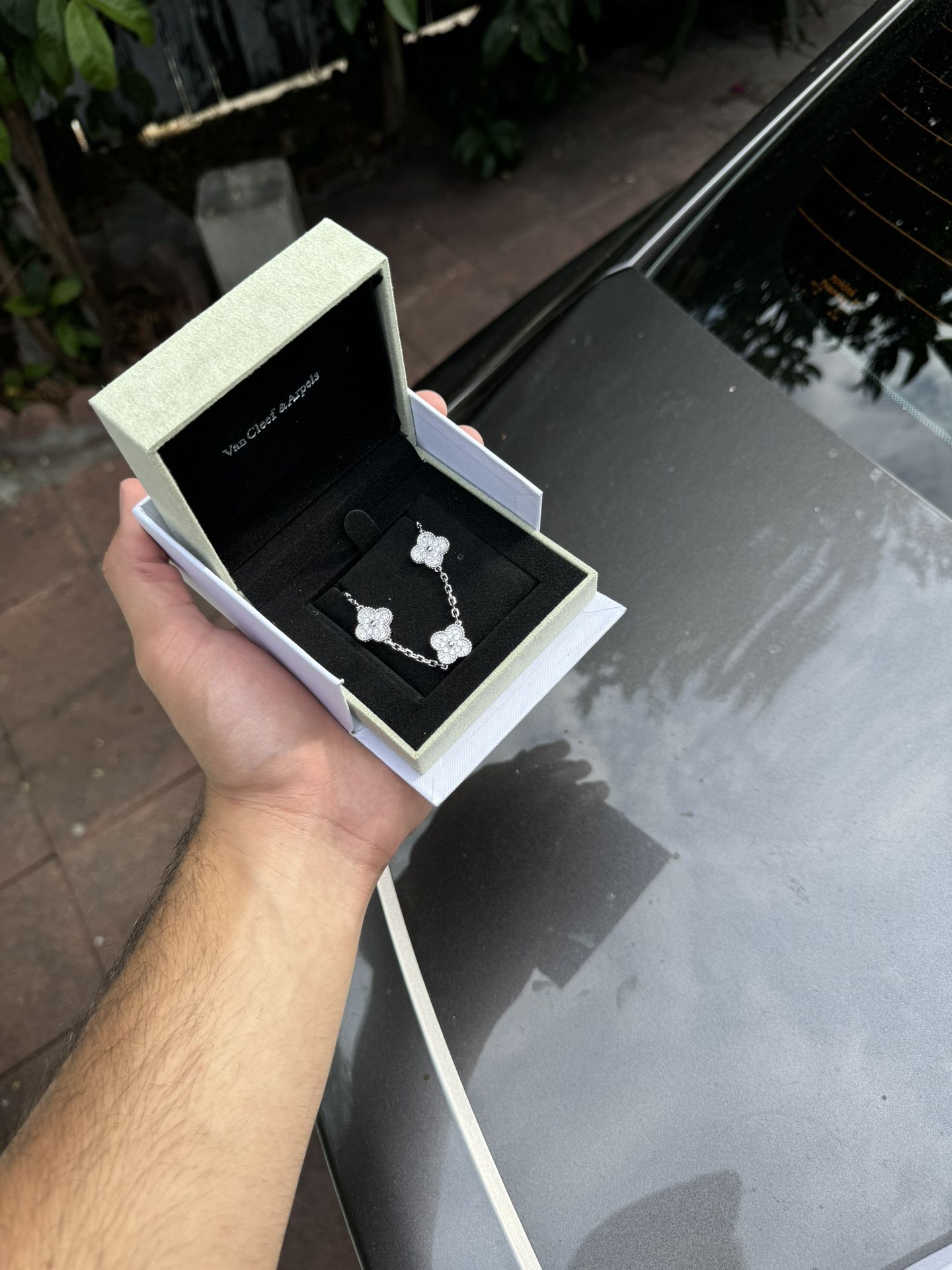 Van Cleef for Sale in South Gate, CA OfferUp