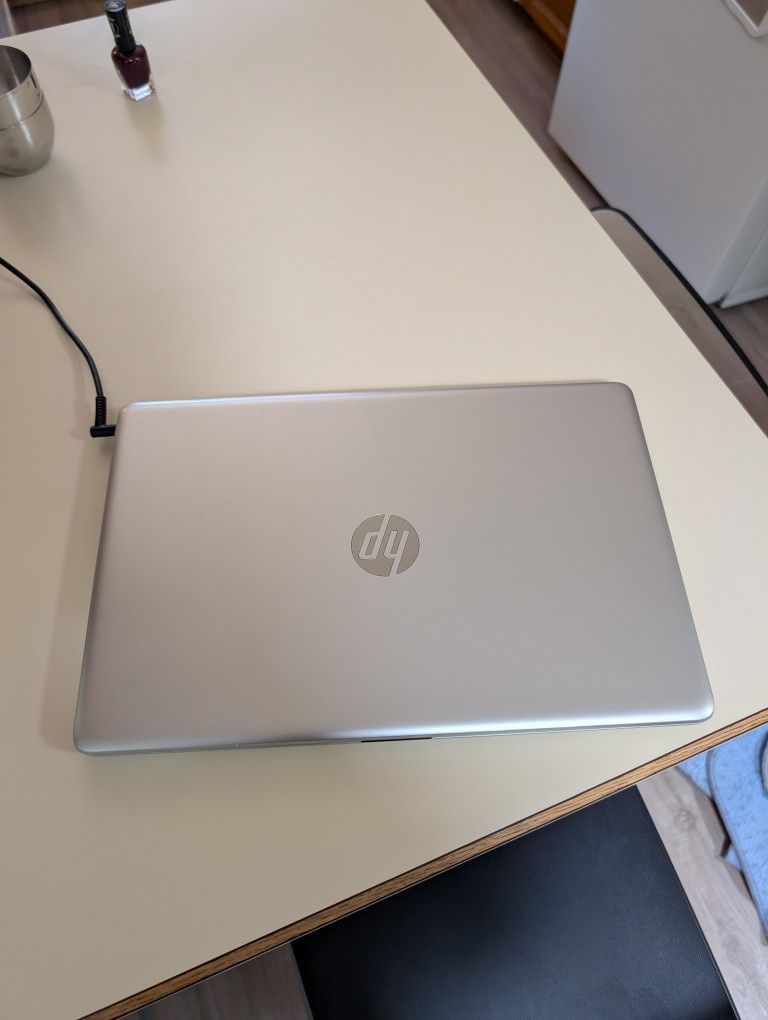 HP laptop