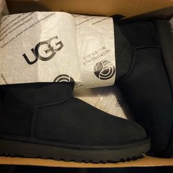 Women’s UGG Bailey Bow II