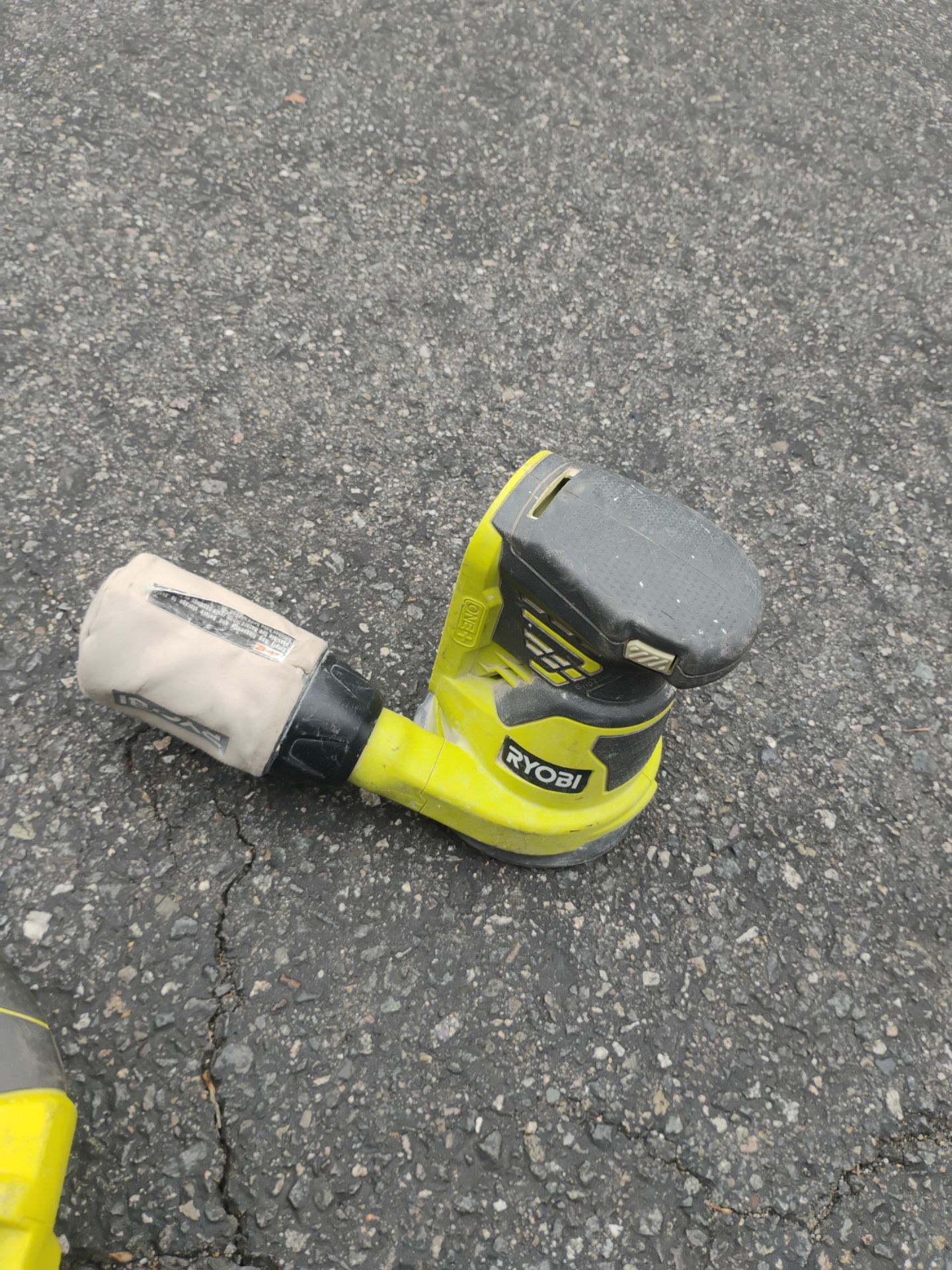 Ryobi sander 50$