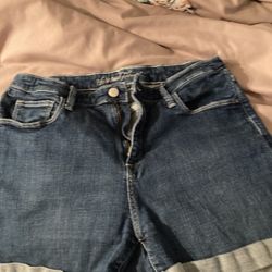 Lady’s Short Jean