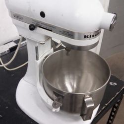 Vintage KitchenAid Mixer Works Great