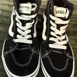 Van’s Boys Size 3
