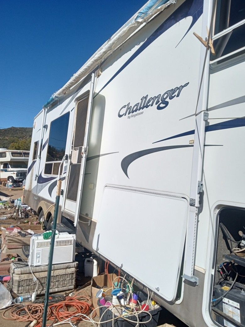2004 Keystone Challenger
