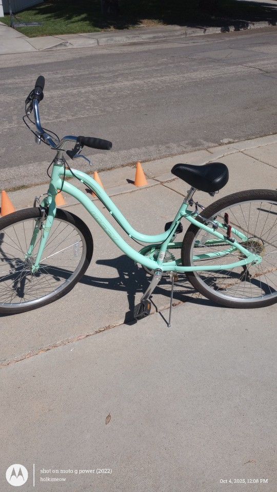 Huffy Parkside Beach Cruiser