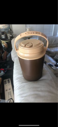Gott Insulated Beverage Jug with Handle