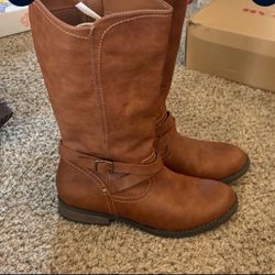 Girls Boots